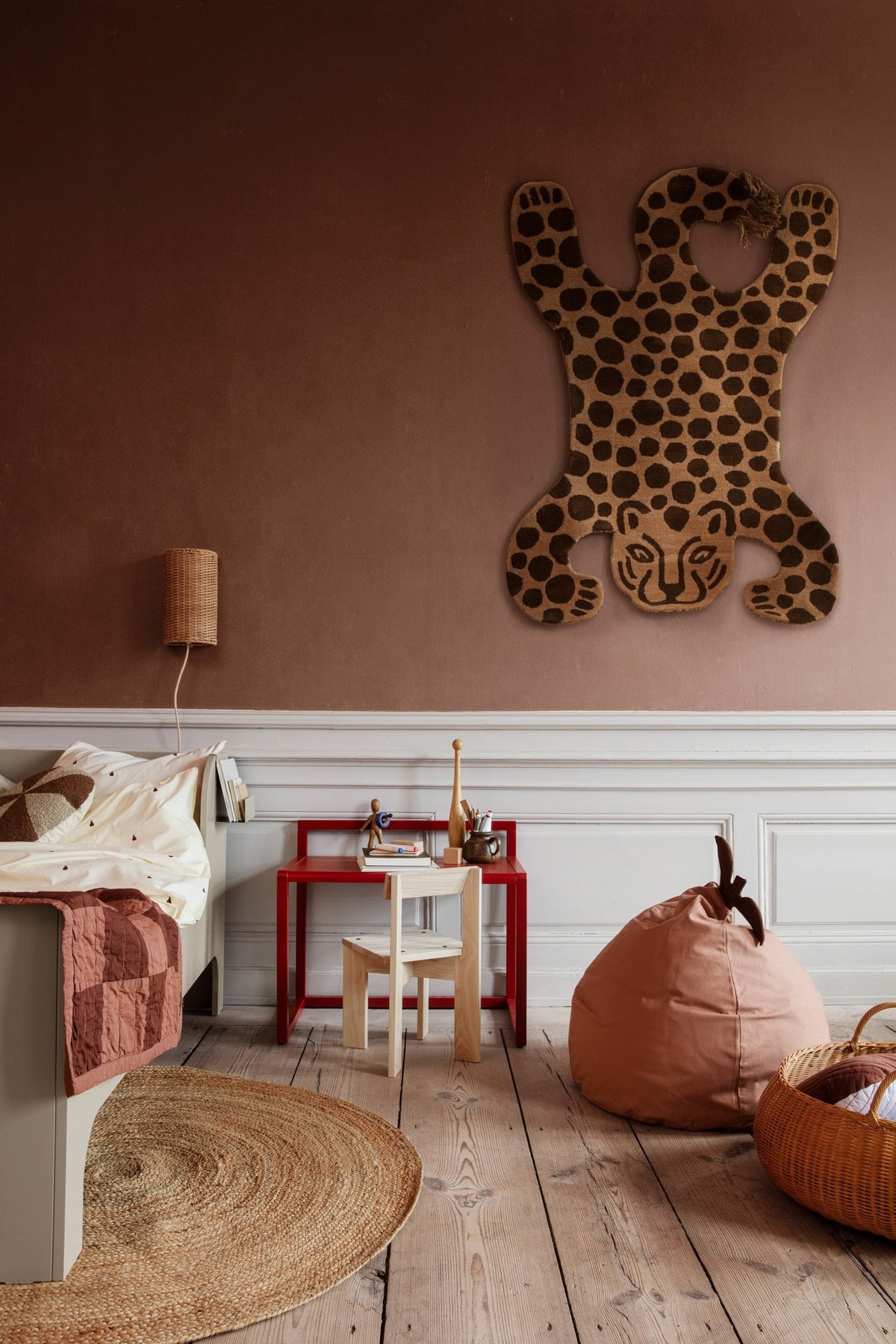 Pouf poire en coton biologique rose Pear Bean Bag - Ferm Living - The Cool Republic