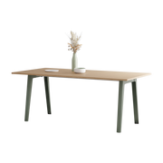 Esstisch aus ökozertifizierter Eiche 190 x 95 cm Gestell in Eukalyptusgrau New Modern -. Tiptoe