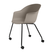 Chaise de bureau beige 4 pieds à roulettes Bat - Gubi