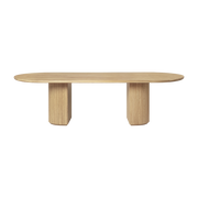 Mesa de comedor de roble macizo, aceitado Moon - Gubi