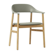 Sedia con braccioli in rovere e pelle verde Herit - Normann Copenhagen