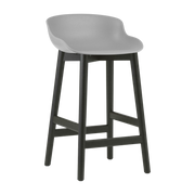 Barhocker aus grauem Polypropylen und schwarzer Eiche 65 cm Hyg - -. Normann Copenhagen