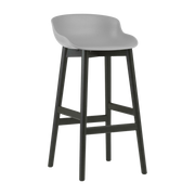 Barhocker aus grauem Polypropylen und schwarzer Eiche 75 cm Hyg -. Normann Copenhagen