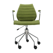 Sedia verde su ruote con braccioli Maui Soft Trevira - Kartell