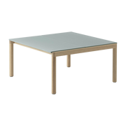 Table basse en grès bleu pâle lisse et chêne naturel 85 x 80 cm Couple - Muuto