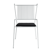Sedia da giardino con braccioli in acciaio bianco e cuscino nero Capri - Cools