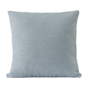 Doppelseitiges Kissen hellblau und grün 45 x 45 cm. Mingle - Muuto