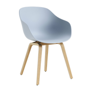 Sedia con braccioli in plastica riciclata blu ardesia e gambe in legno di quercia AAC 222 2. 0 - HAY