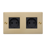 Prise 2G laiton Socket - Buster+Punch