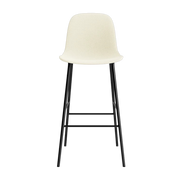 Chaise de bar hallingdal 100 et pieds noir 75 cm Form Bar Chair Full Upholstery - Normann Copenhagen