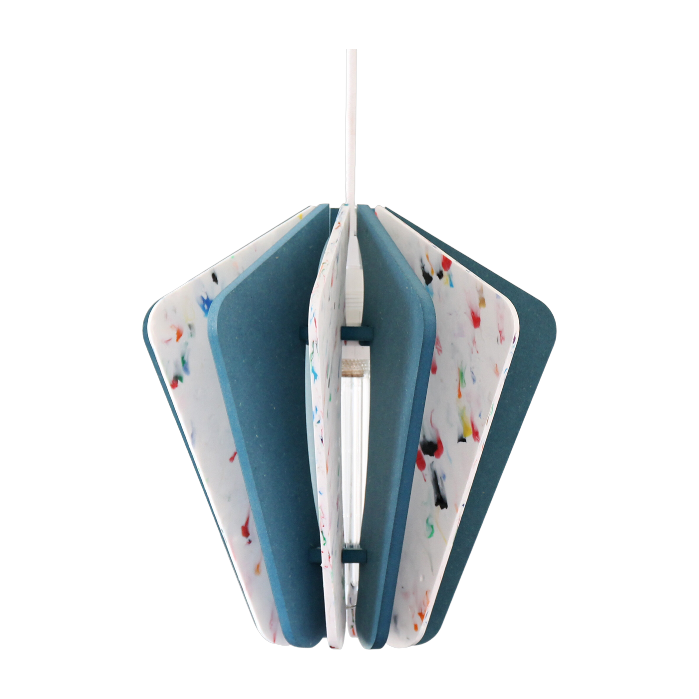 Suspension triangulaire en plastique recyclé blanc et bois coloré bleu 26x27cm Alpha Zulu - RIF