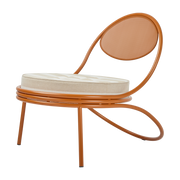Fauteuil lounge orange et tissu rayé Copacabana - Gubi