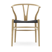 Stuhl aus lackierter Eiche und schwarz gewebter Sitzfläche 76cm CH24 -. Carl Hansen & Søn