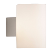 Lampada da parete per il bagno in metallo bianco e vetro opalino 16x18x12cm Evoke - Herstal