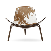 Sillón de nogal lacado y asiento de vaca hide 74cm CH07 - Carl Hansen & Søn