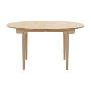 Oval extendable dining table in soaped oak 115x140cm CH337 - Carl Hansen & Søn
