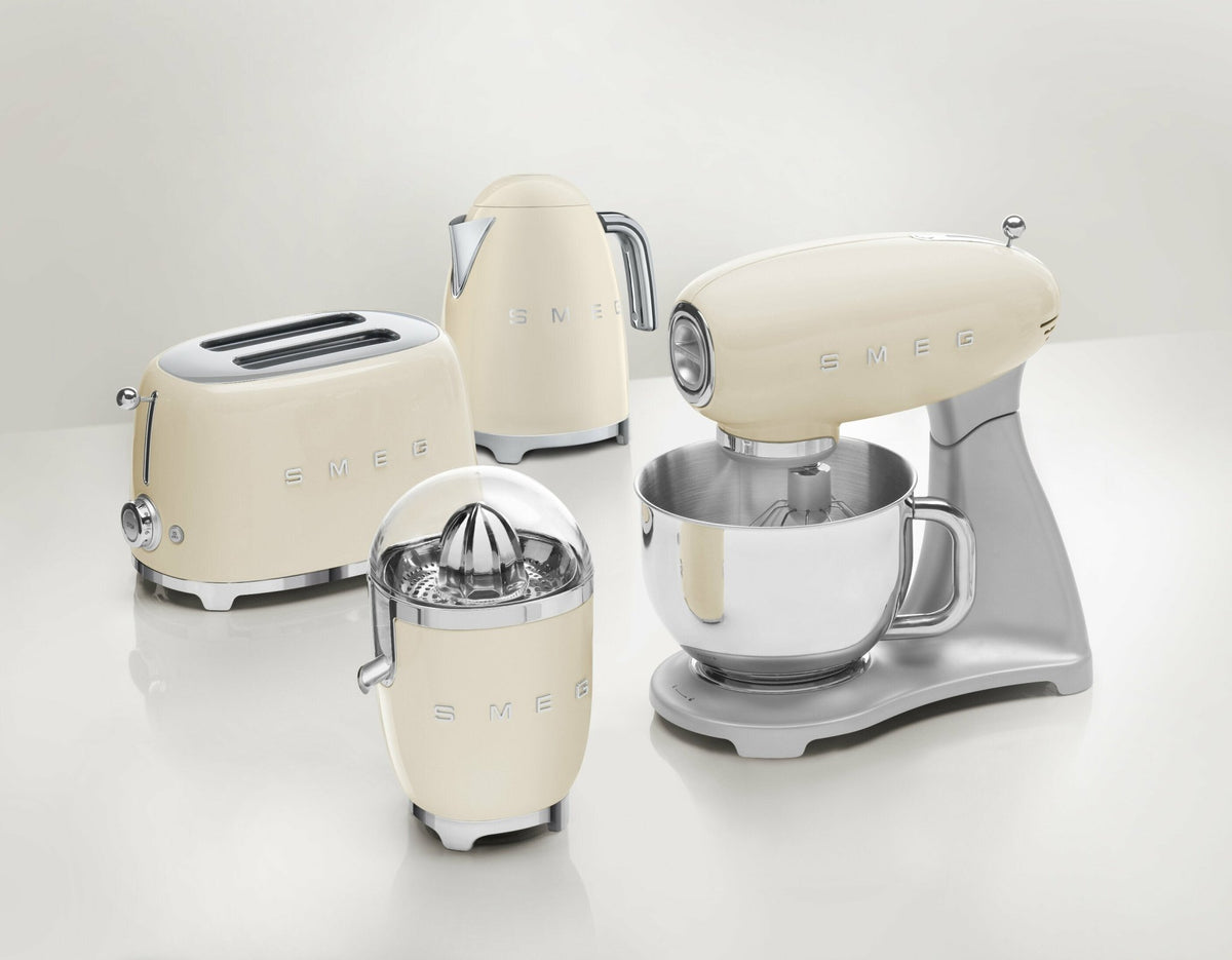 Presse-agrumes crème Années 50 - Smeg - The Cool Republic