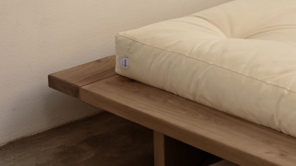 Cargar vídeo: Somier de madera de roble 140 x 200 cm Japan - Karup Design