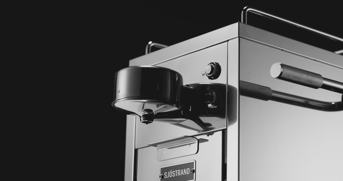 Cargar vídeo: Máquina de café en acero inoxidable negro The Original 2.0 - SJOSTRAND
