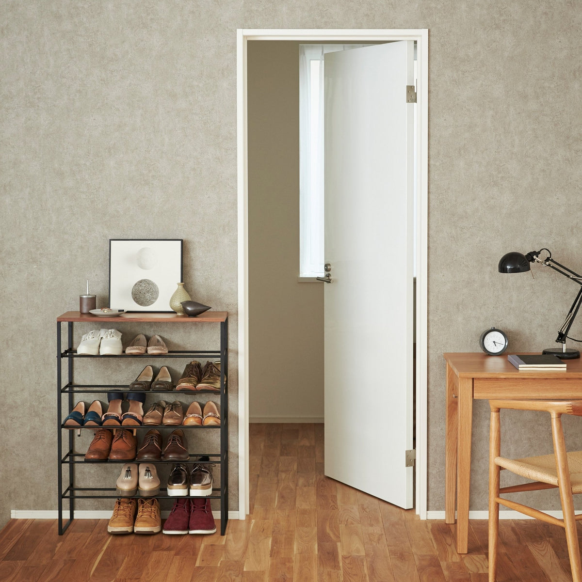 Rangement pour chaussures en bois et métal noir Tower - Yamazaki - The Cool Republic
