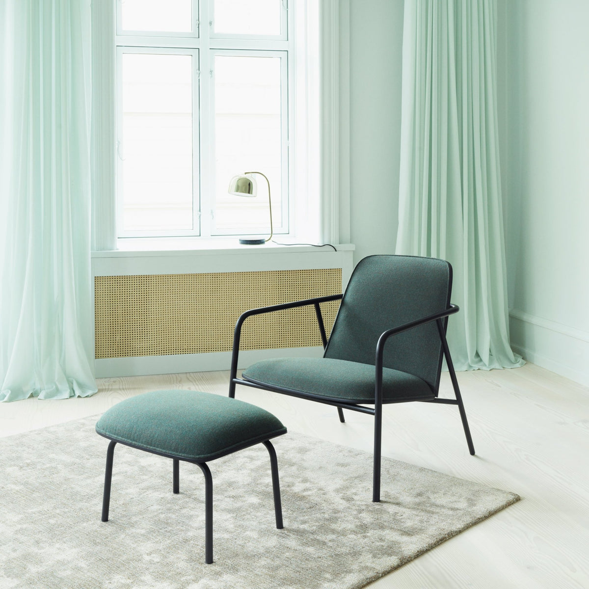 Reposepieds gris coque en chêne naturel Pad Footstool Oak/Synergy Synergy LDS16 - Normann Copenhagen - The Cool Republic
