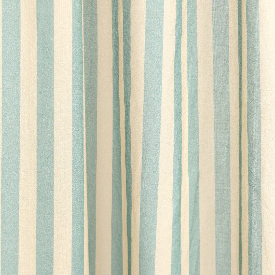 Rideau en voile de coton à rayures bleu turquoise 140 x 280 x 1 cm Wendy - Nobodinoz - The Cool Republic