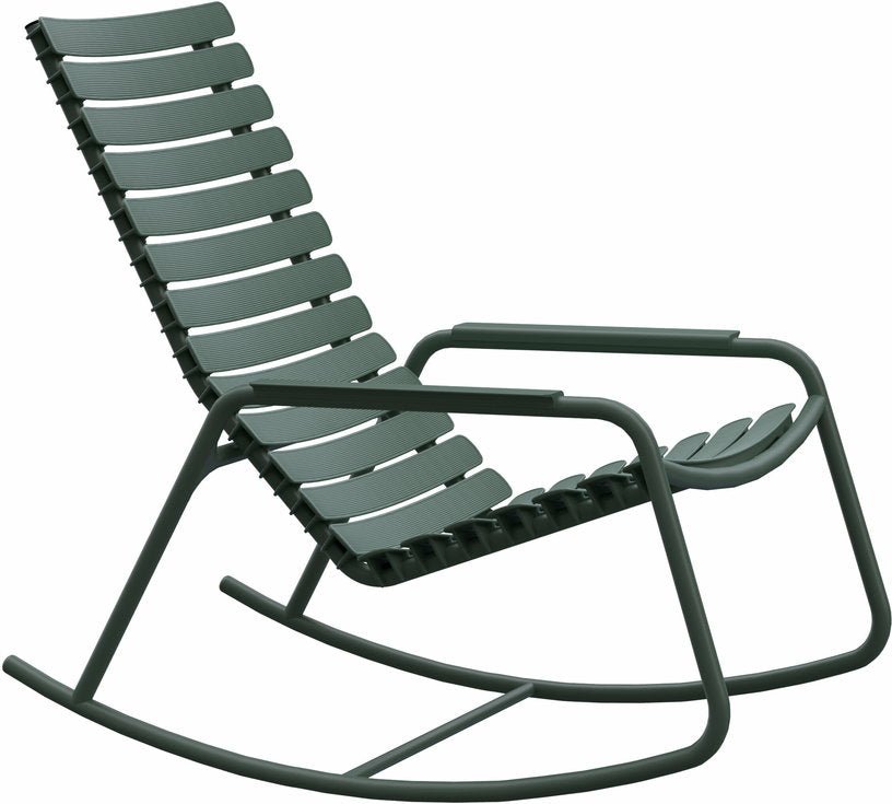 Rocking chair en plastique recyclé et aluminium vert olive Reclips - Houe - The Cool Republic