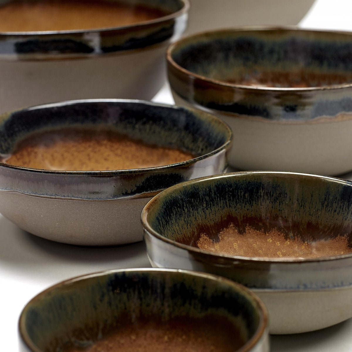 Saladier marron Surface - Serax - The Cool Republic
