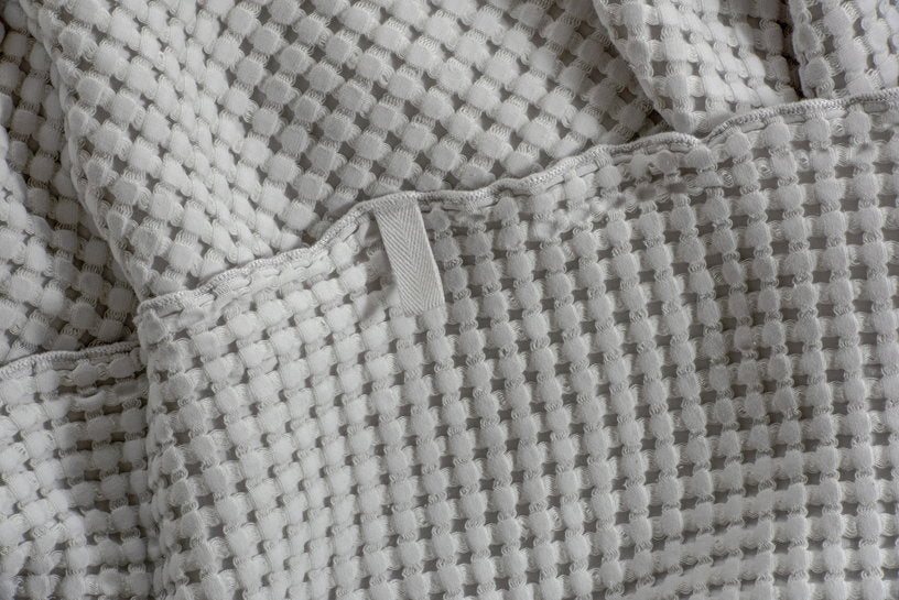 Serviette de toilette grand gaufrage gris clair 50 x 90 cm - The Cool Republic - The Cool Republic