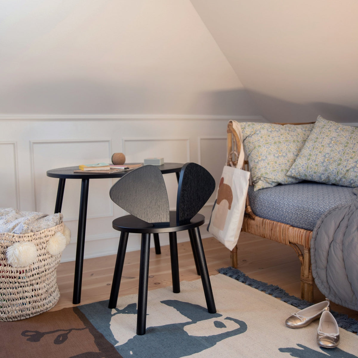 Set table et chaise en bois noir Mouse - Nofred - The Cool Republic