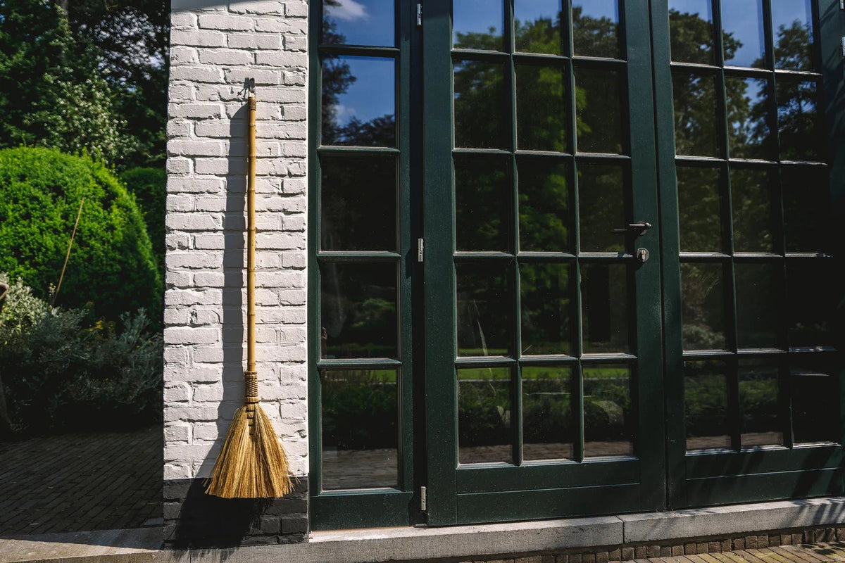 Balai en fibre tressée naturelle 130cm Big Broom - Bazar Bizar — vue 5