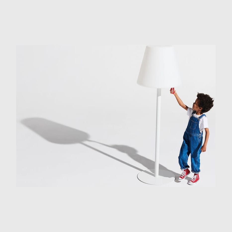 Lampadaire de jardin en acier blanc 182cm Edison the Giant Smart - Fatboy — vue 4