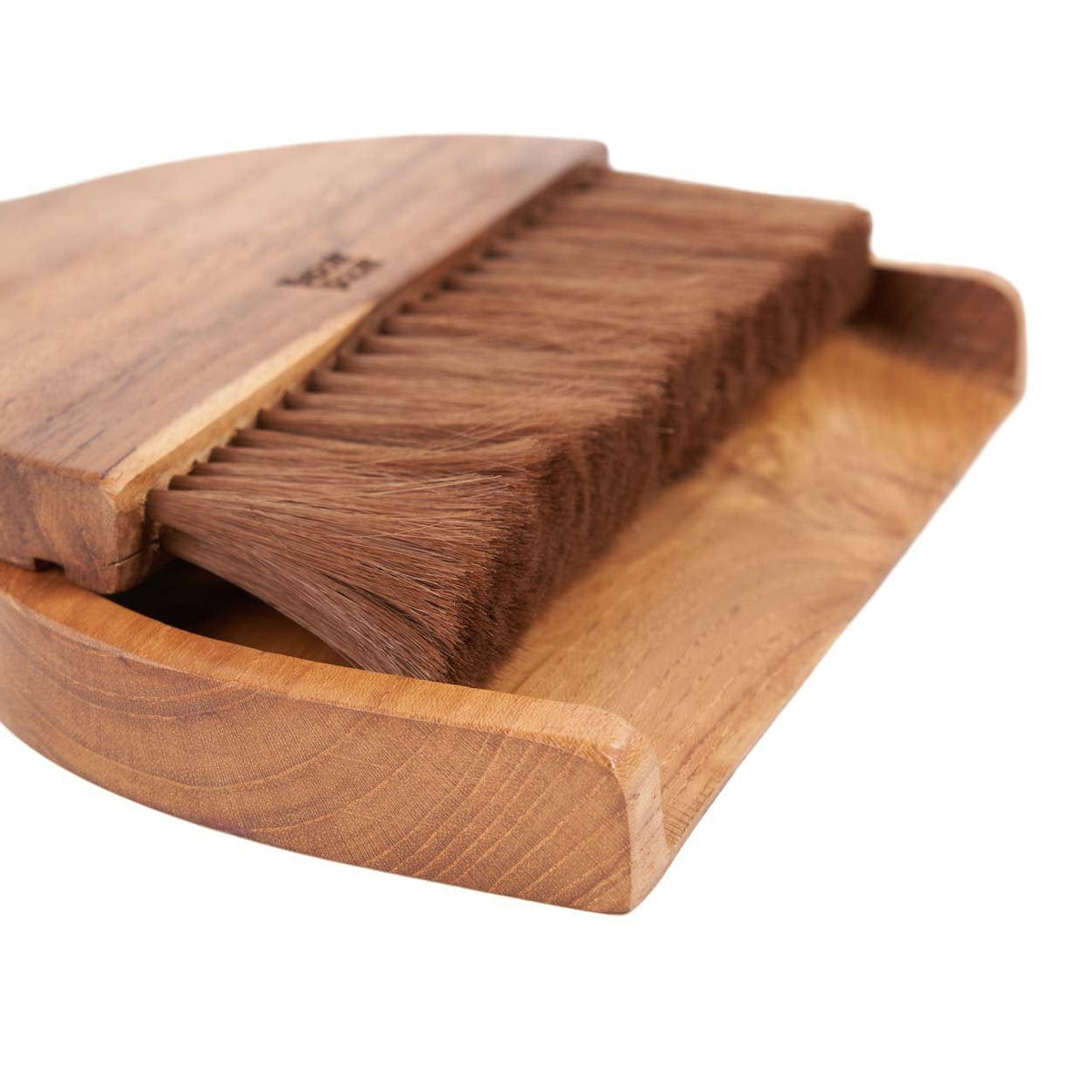 Brosse à main en teck naturel 3cm Tata - Bazar Bizar — vue 3