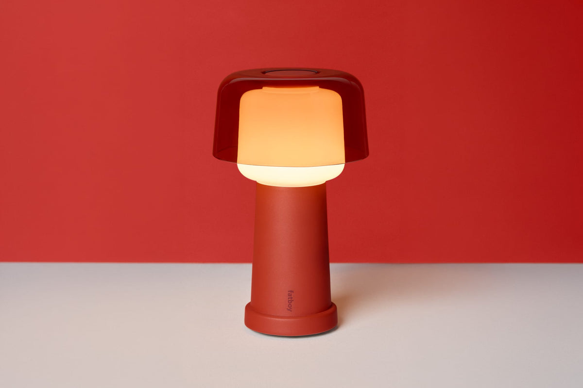 Lampe de table sans fil en métal rouge 27,5cm Revolve - Fatboy — vue 2