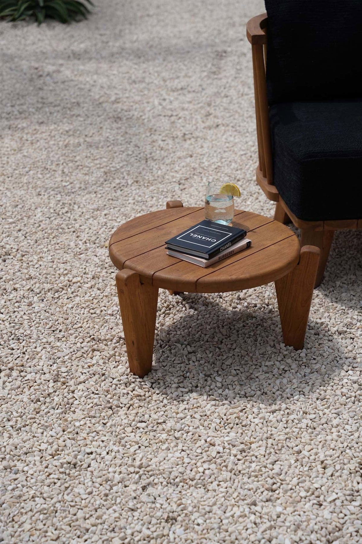 Table basse de jardin ronde en teck massif recyclé naturel 50x50x30cm Seseh - Bazar Bizar — vue 4