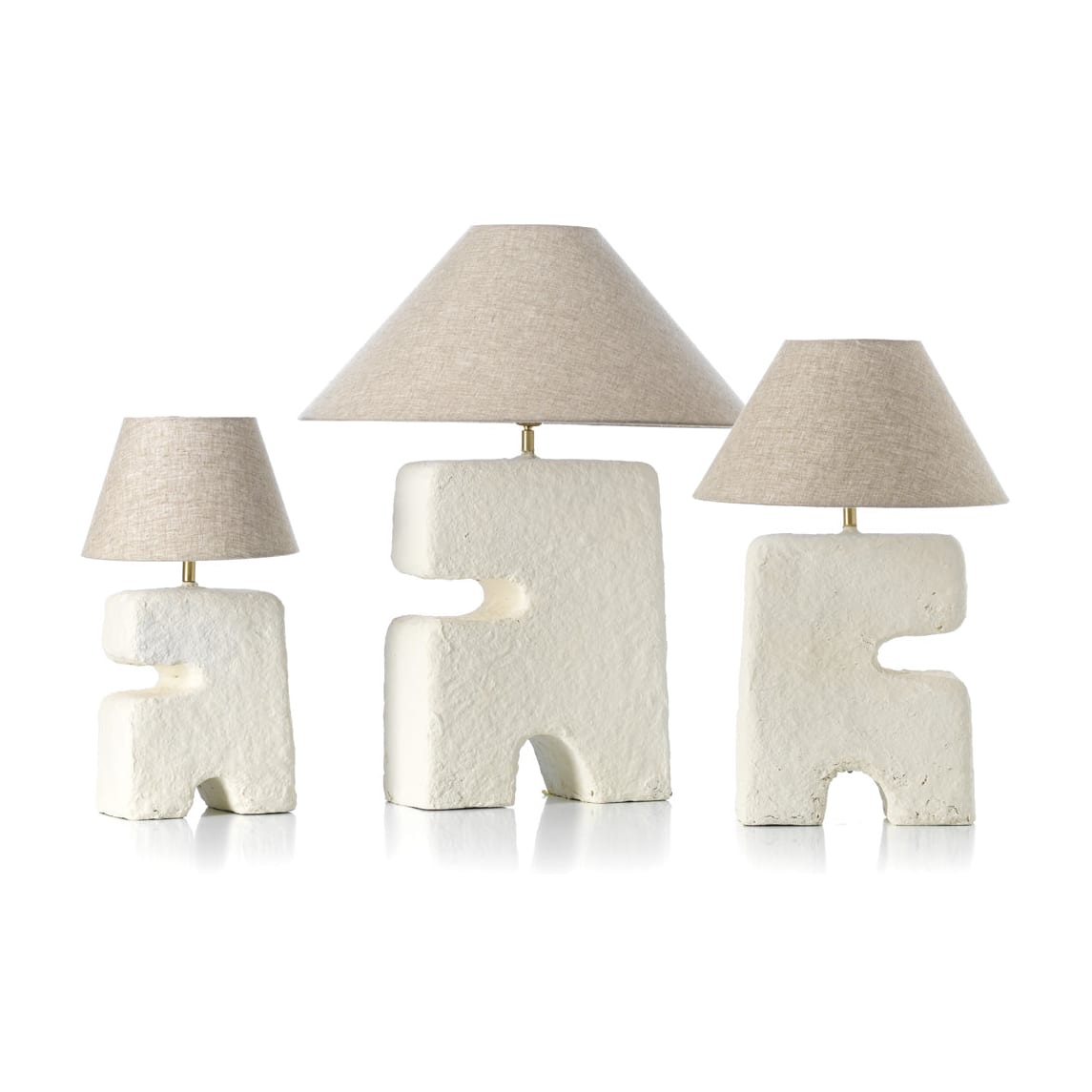 Lampe de table en papier mâché blanc 40cm L'Objet - Bazar Bizar — vue 3