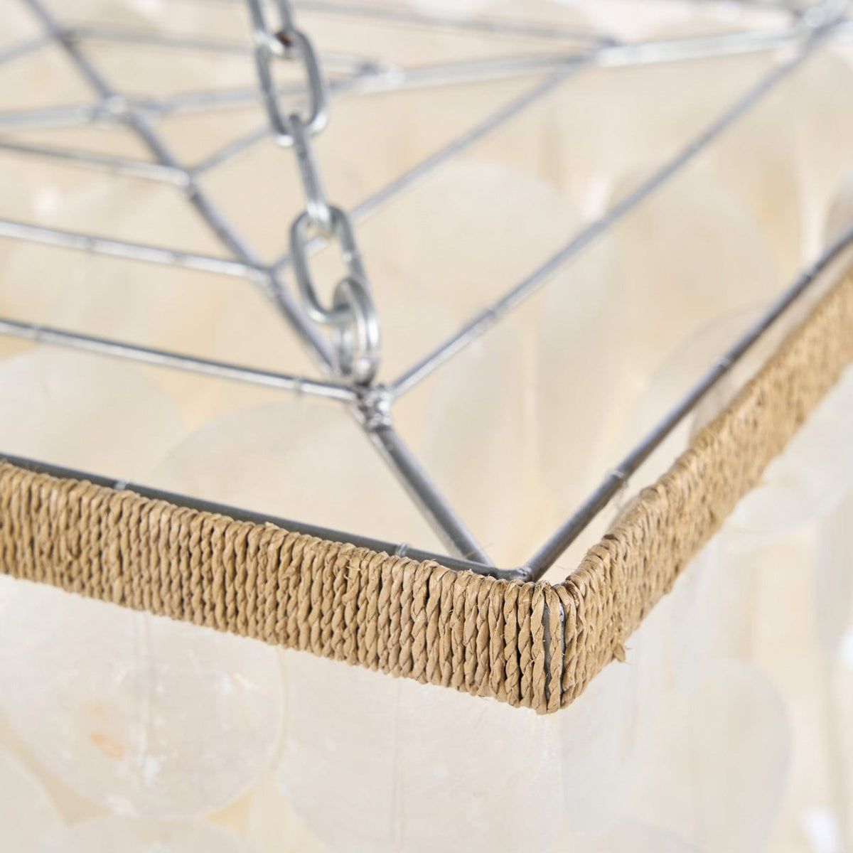 Lustre en coquillage beige 40cm Moonlit Whispers - Bazar Bizar — vue 6
