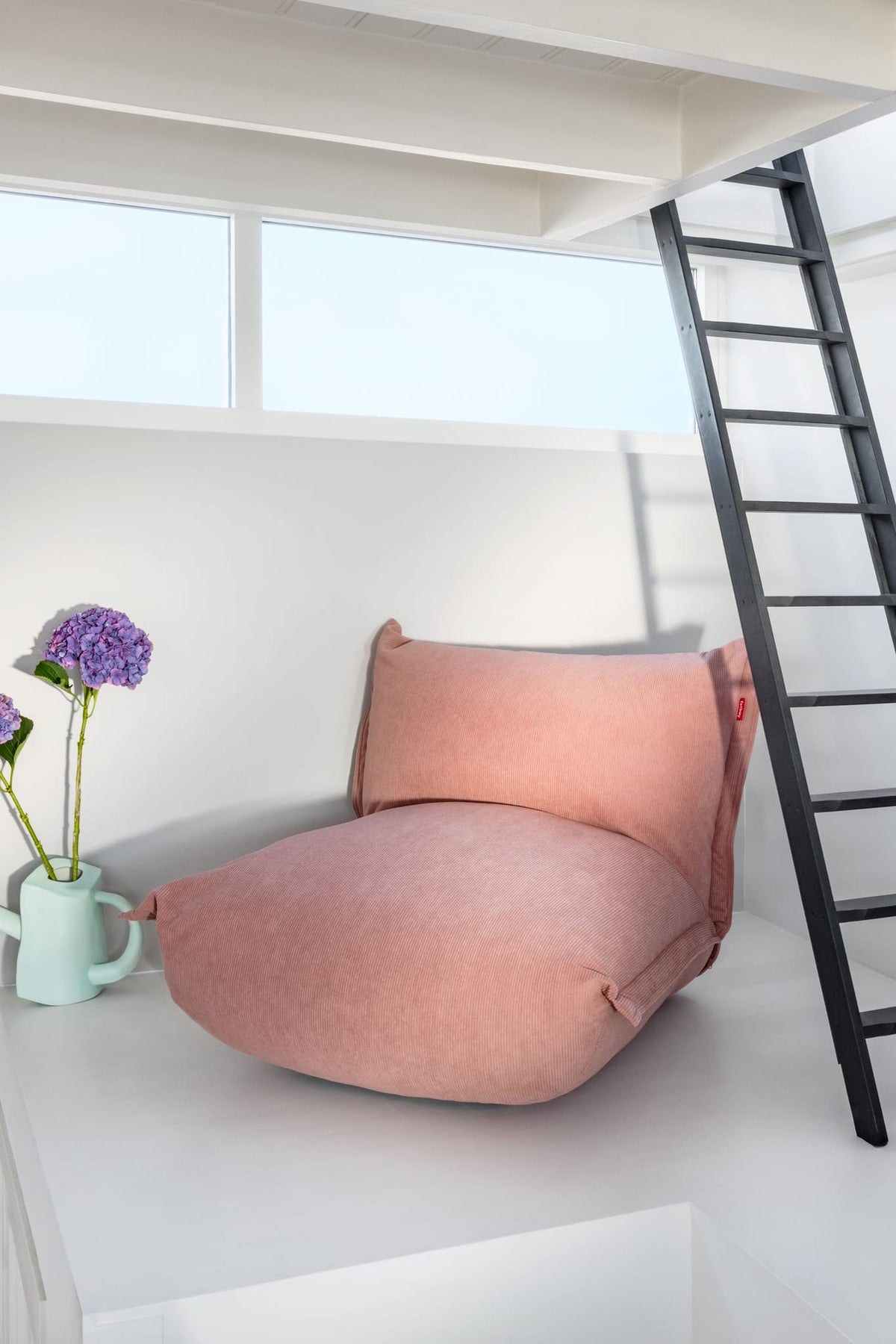 Fauteuil lounge en tissu côtelé rose 102x85x75cm BonBaron Slim - Fatboy — vue 2