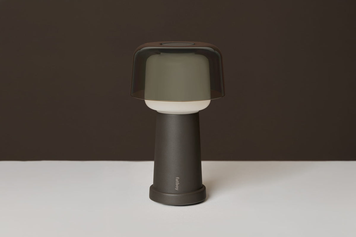Lampe de table sans fil en métal marron 27,5cm Revolve - Fatboy — vue 3