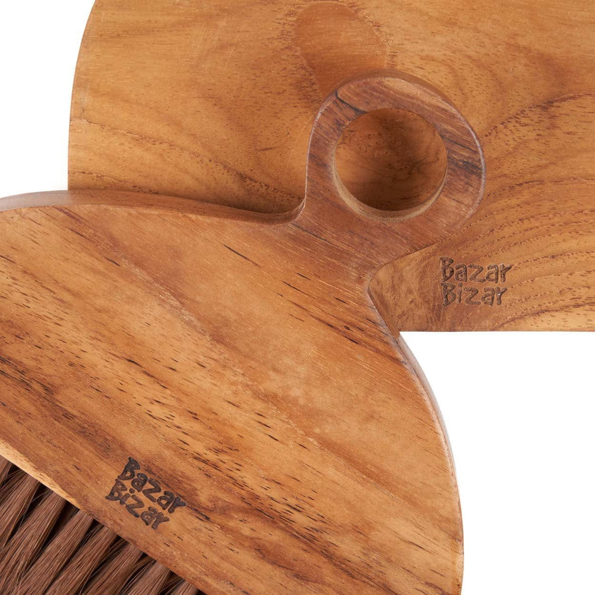 Brosse à main en teck naturel 3cm Tata - Bazar Bizar — vue 4