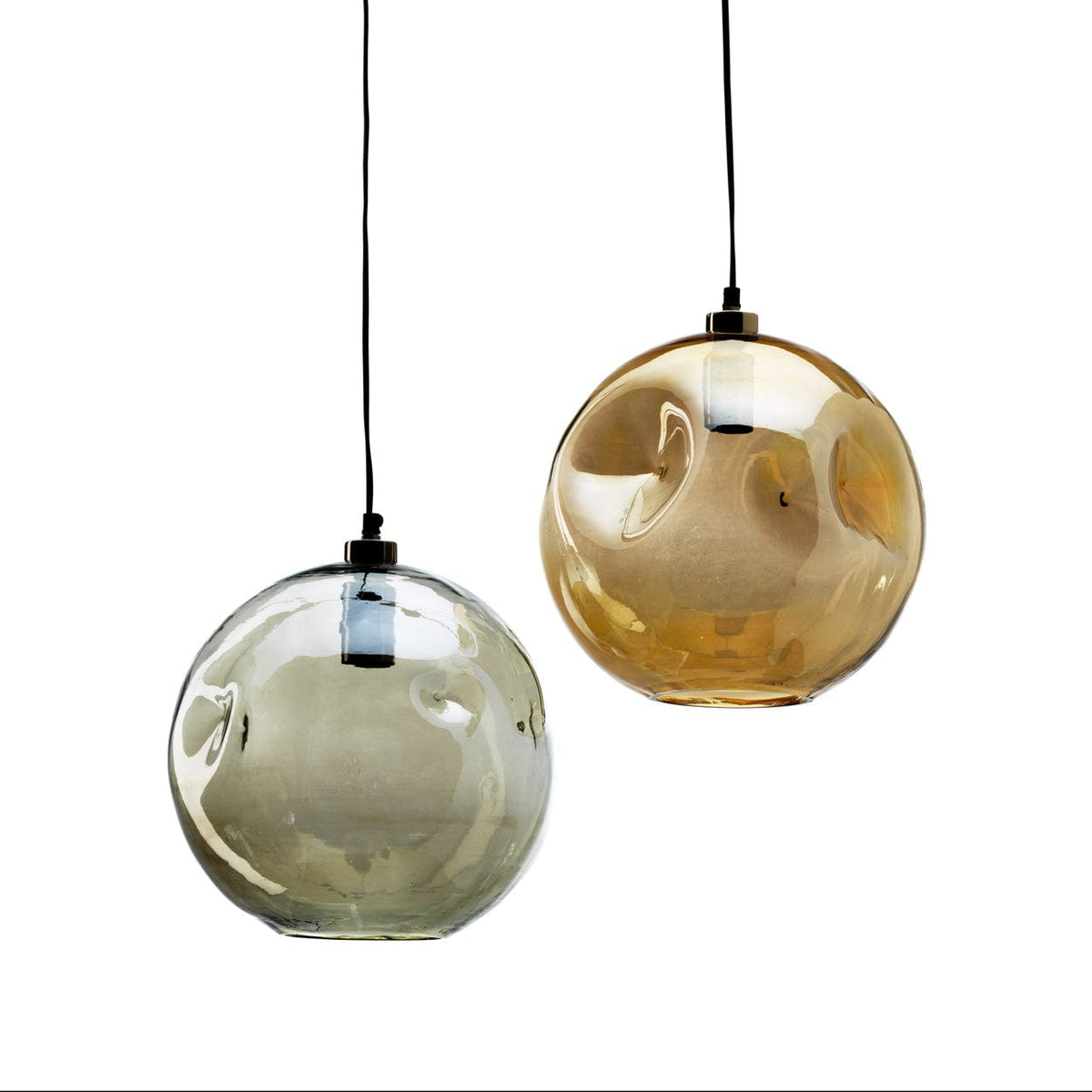 Suspension ronde en verre recyclé teinté vert pâle 29cm Bubbella - Bazar Bizar — vue 3