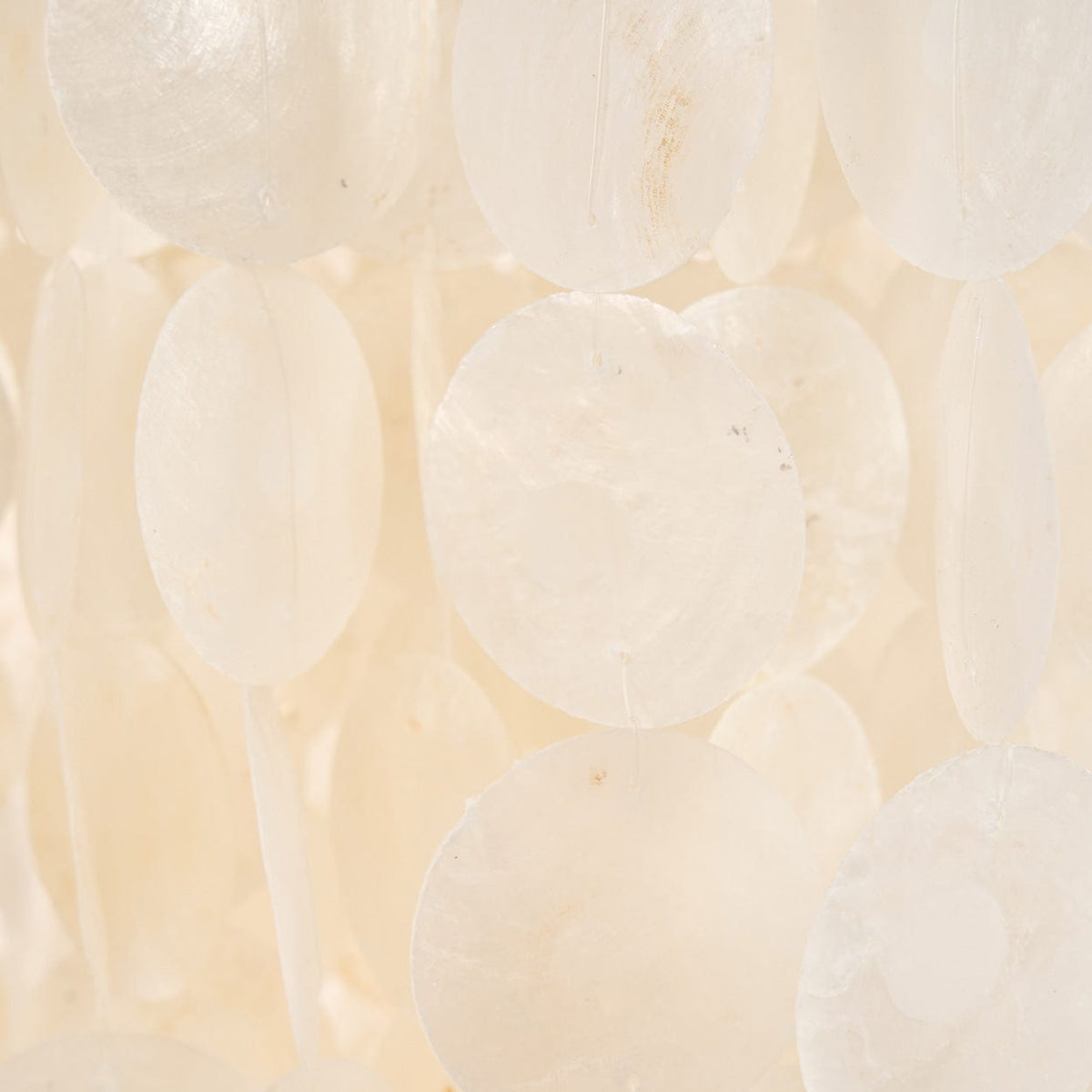Lustre en coquillage beige 40cm Moonlit Whispers - Bazar Bizar — vue 7