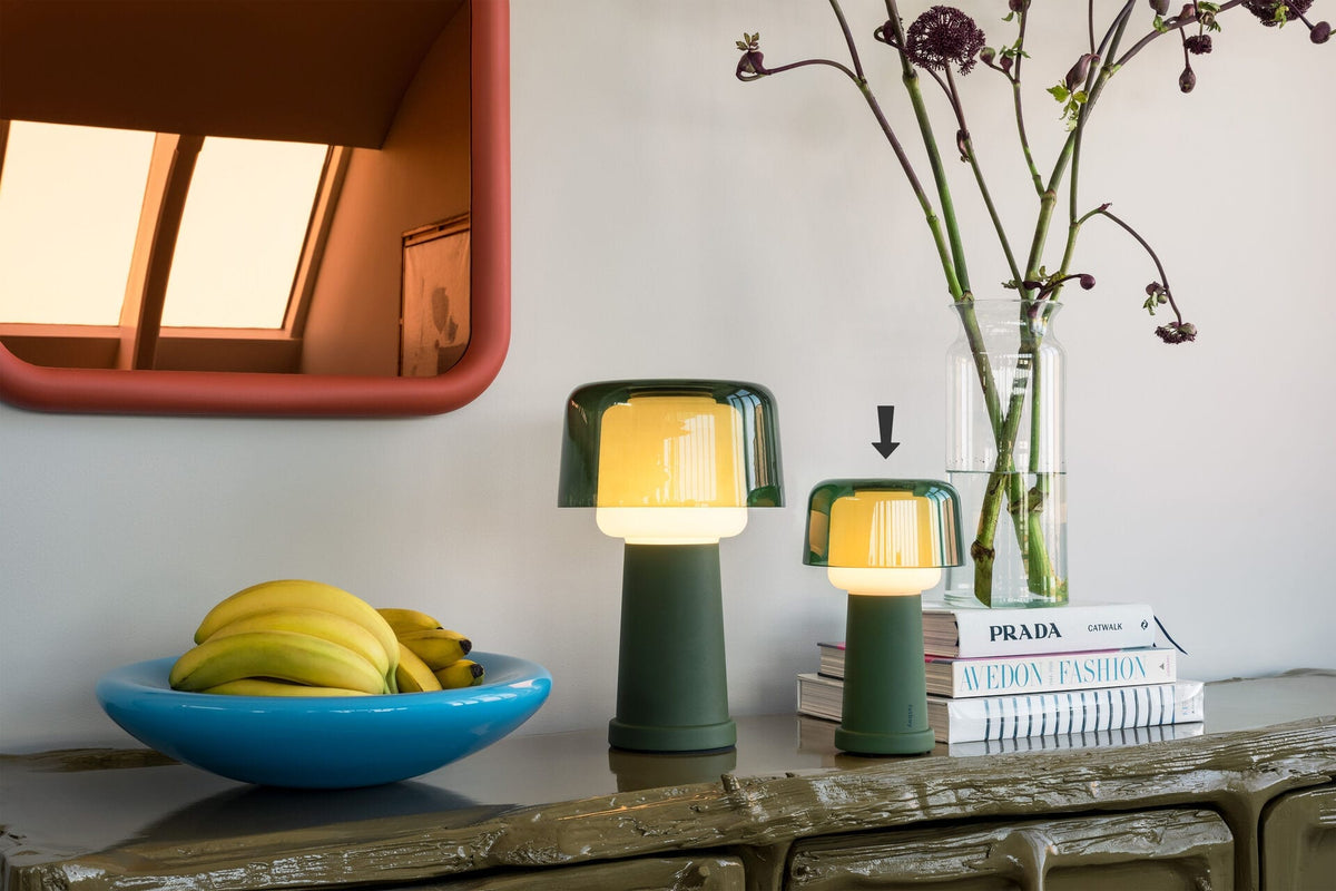 Lampe de table sans fil en métal vert 27,5cm Revolve - Fatboy — vue 2