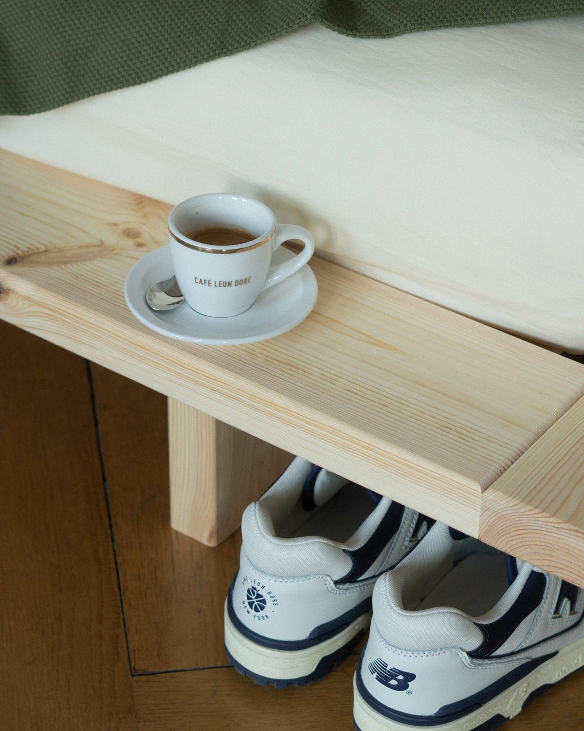 Sommier en bois brut 140x200 Japan - Karup Design - The Cool Republic