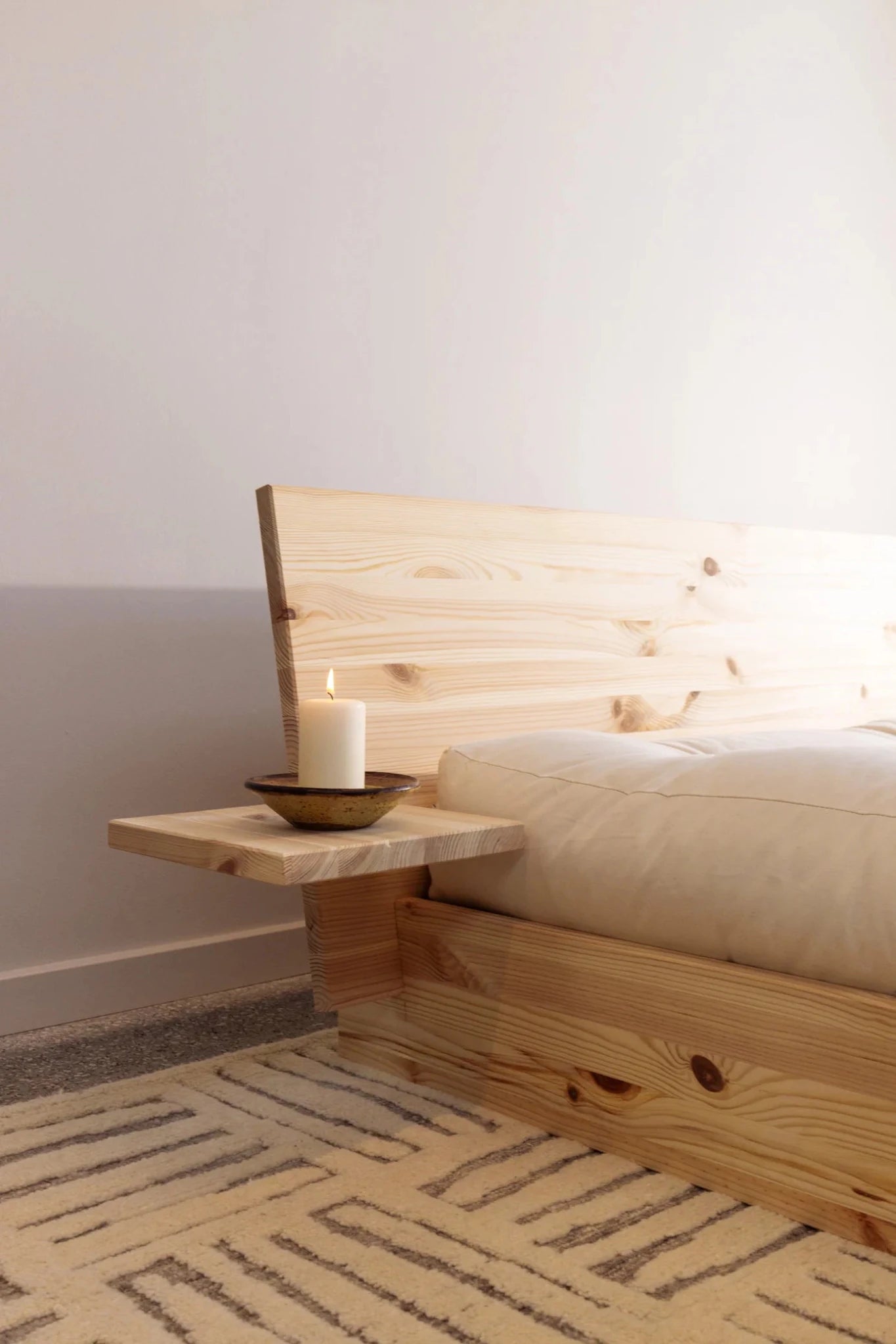 Sommier en en pin massif brut 160X200cm Latch - Karup - The Cool Republic