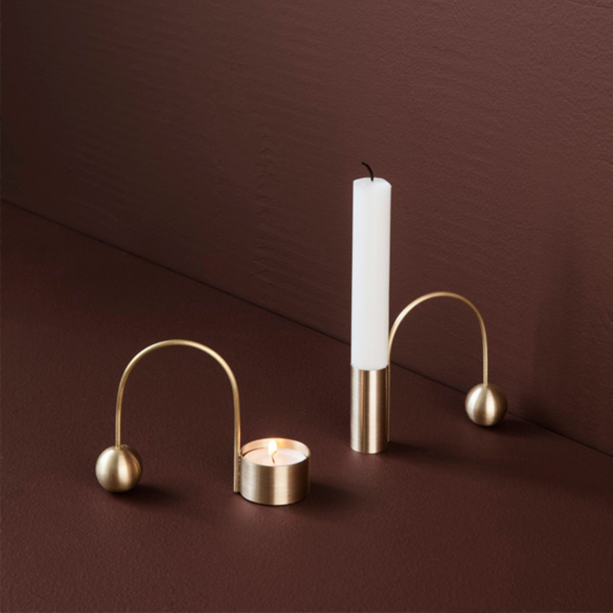 Support à bougie en laiton doré - Ferm Living - The Cool Republic