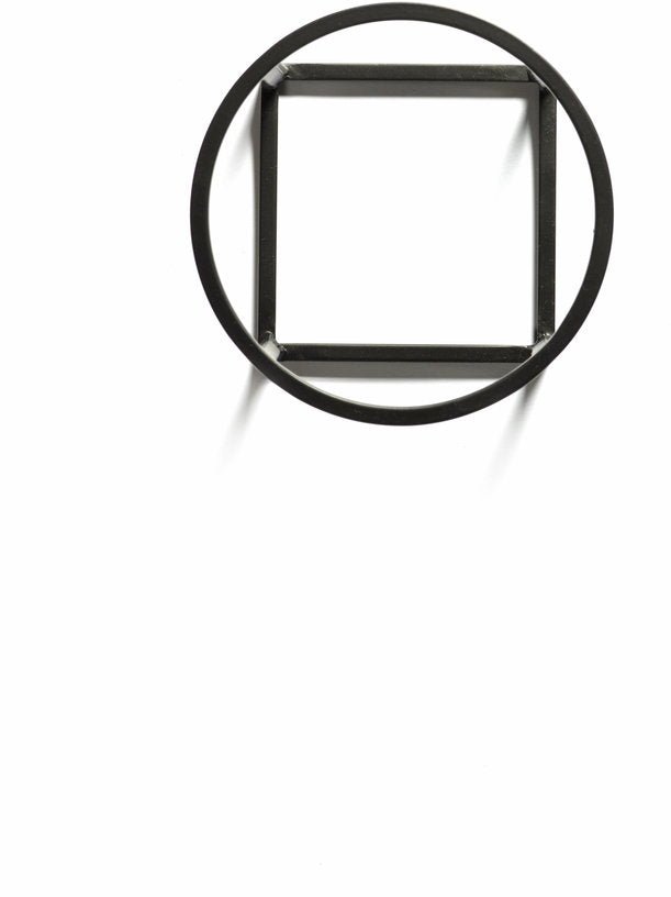 Support d'assiette en acier noir 14 x 10 cm - Serax - The Cool Republic