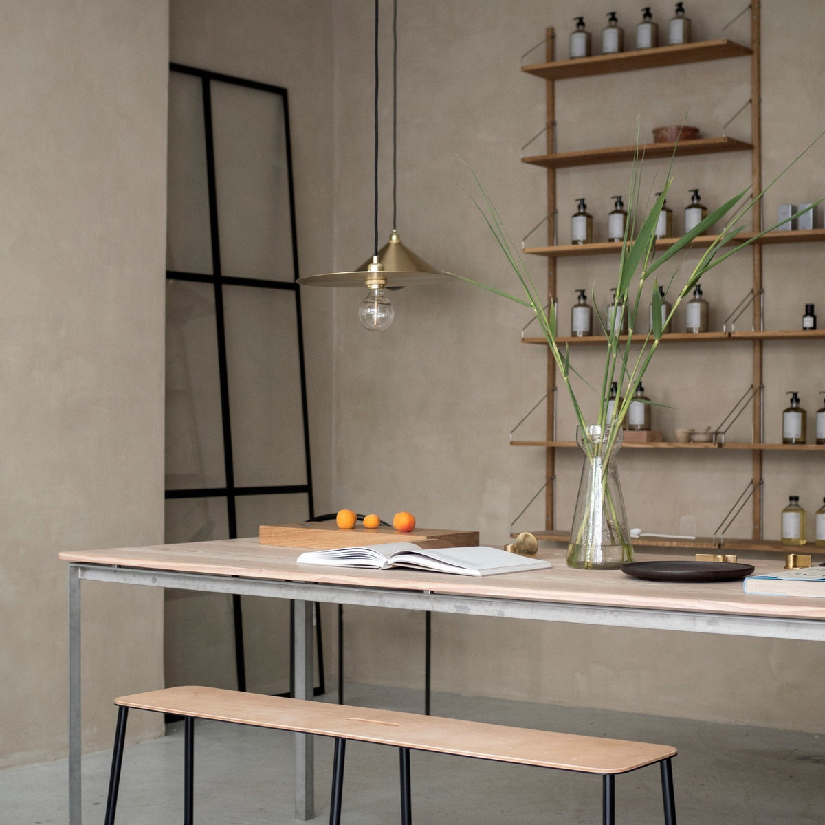 Suspension avec abat-jour et ampoule 25 cm Circle - Frama - The Cool Republic