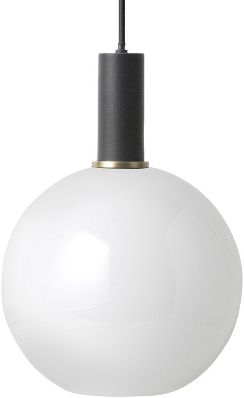 Suspension blanche 23 cm socket low noir Opal Collect - Ferm Living - The Cool Republic