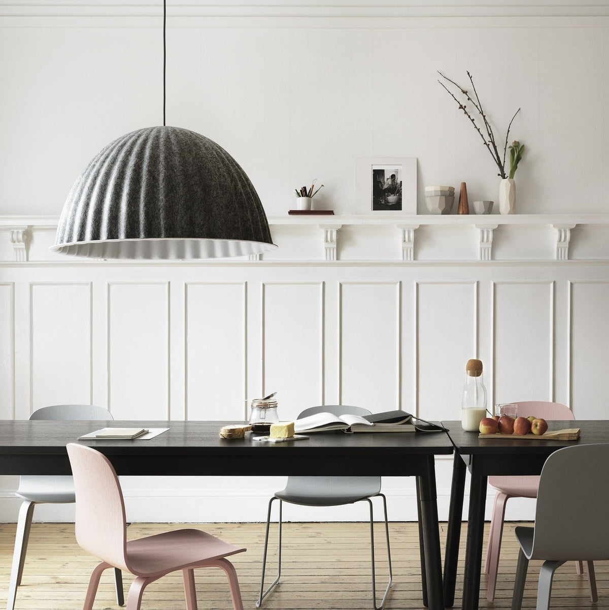 Suspension blanche 55 cm Under The Bell - Muuto - The Cool Republic